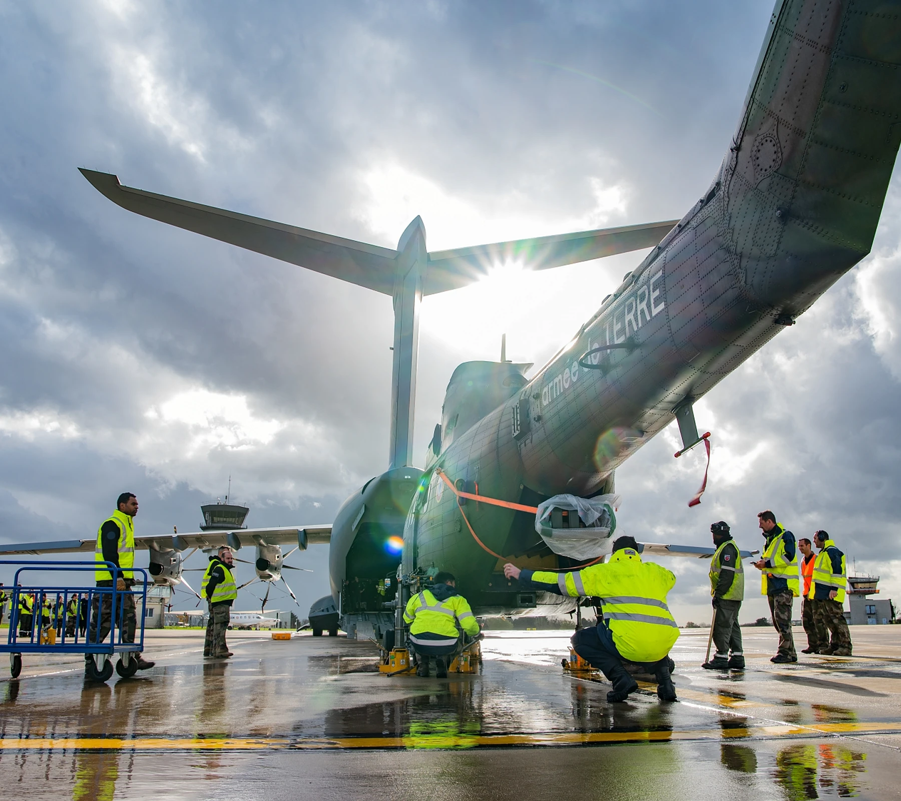 Devenir technicien de maintenance aéronautique militaire — free download